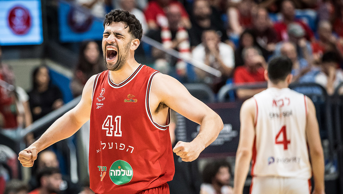 החבורה של איטודיס הזיעה בדרך ל-0:1