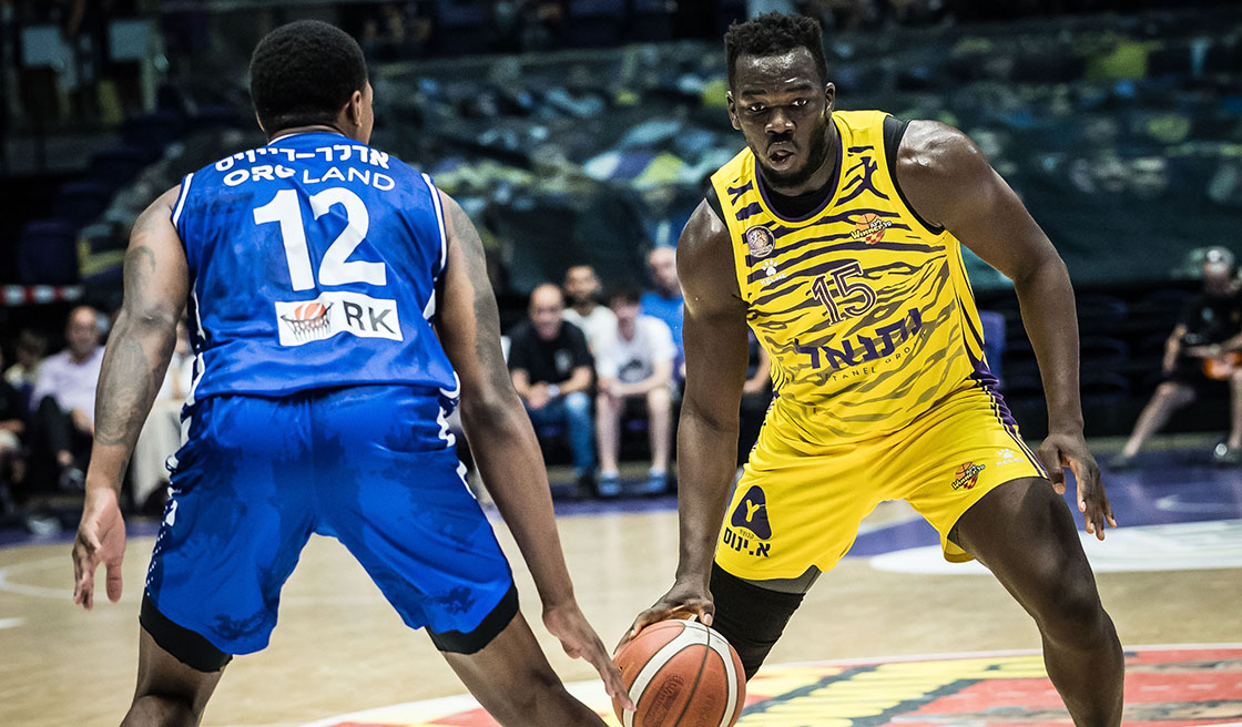 Quarter-Final, Game 2: Hapoel Holon - Bnei Herzliya 99:84